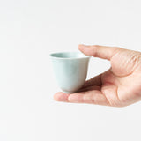 青磁 輪花茶杯