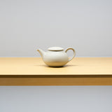 <tc>Hitoshi Morimoto / Shirahana Tea Pot</tc>