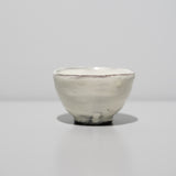 <tc><transcy>Hiroyumi Suzuki / Kohiki Sake Cup</transcy></tc>