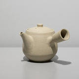 <tc>Hitoshi Morimoto / Shirahana Tea Pot</tc>
