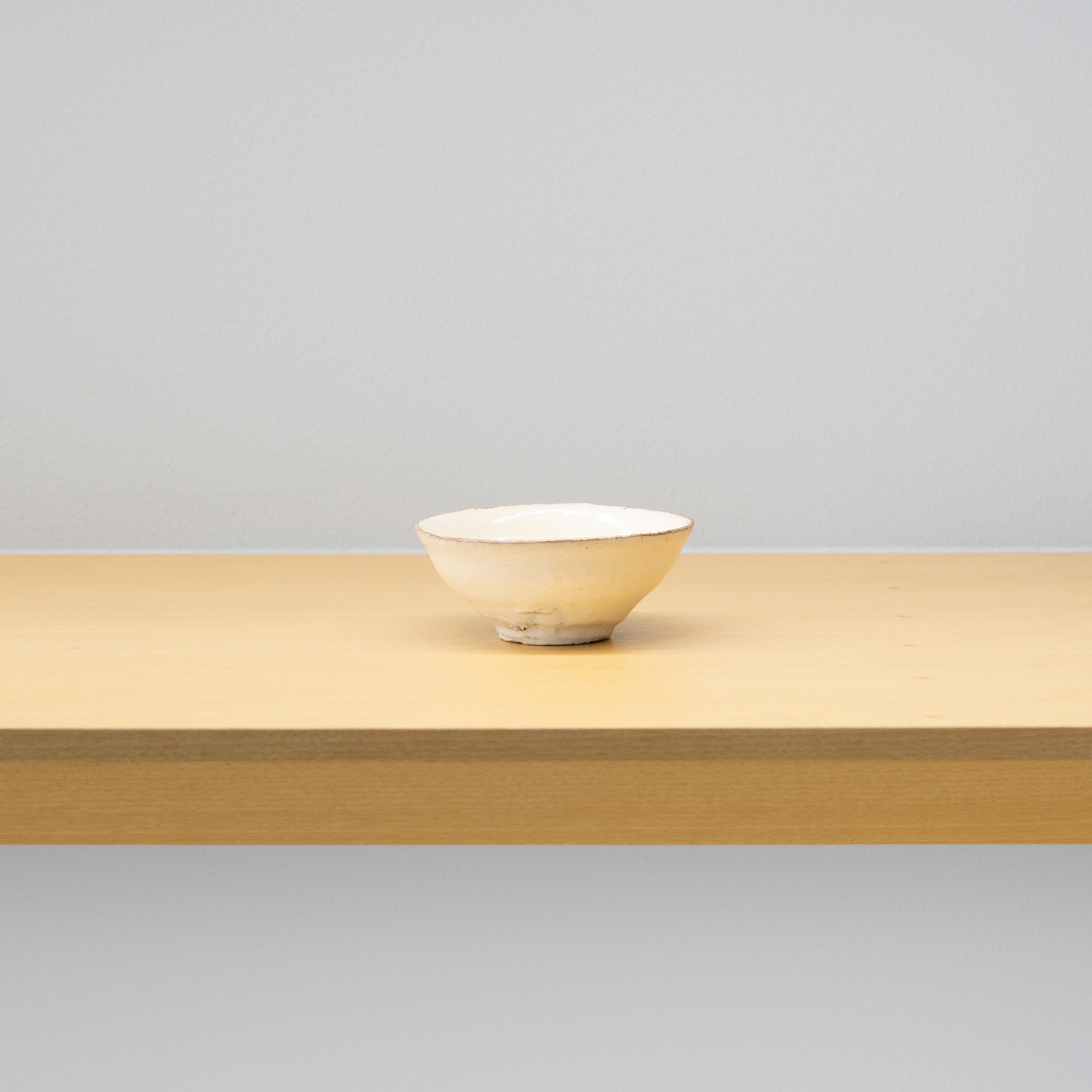 吉野桃李 / 萩粉引盃（一点物） – HULS GALLERY TOKYO | 現代工芸