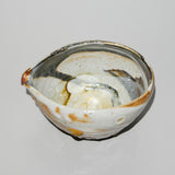 <tc>Takashi Baba / Shino Sake Server</tc>