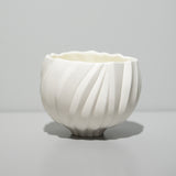 高橋奈己 / 白磁茶碗(一点物)