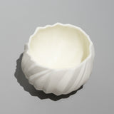 高橋奈己 / 白磁茶碗(一点物)