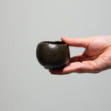 <tc>Ryotaro Kato / Seto-guro Style Sake cup</tc>