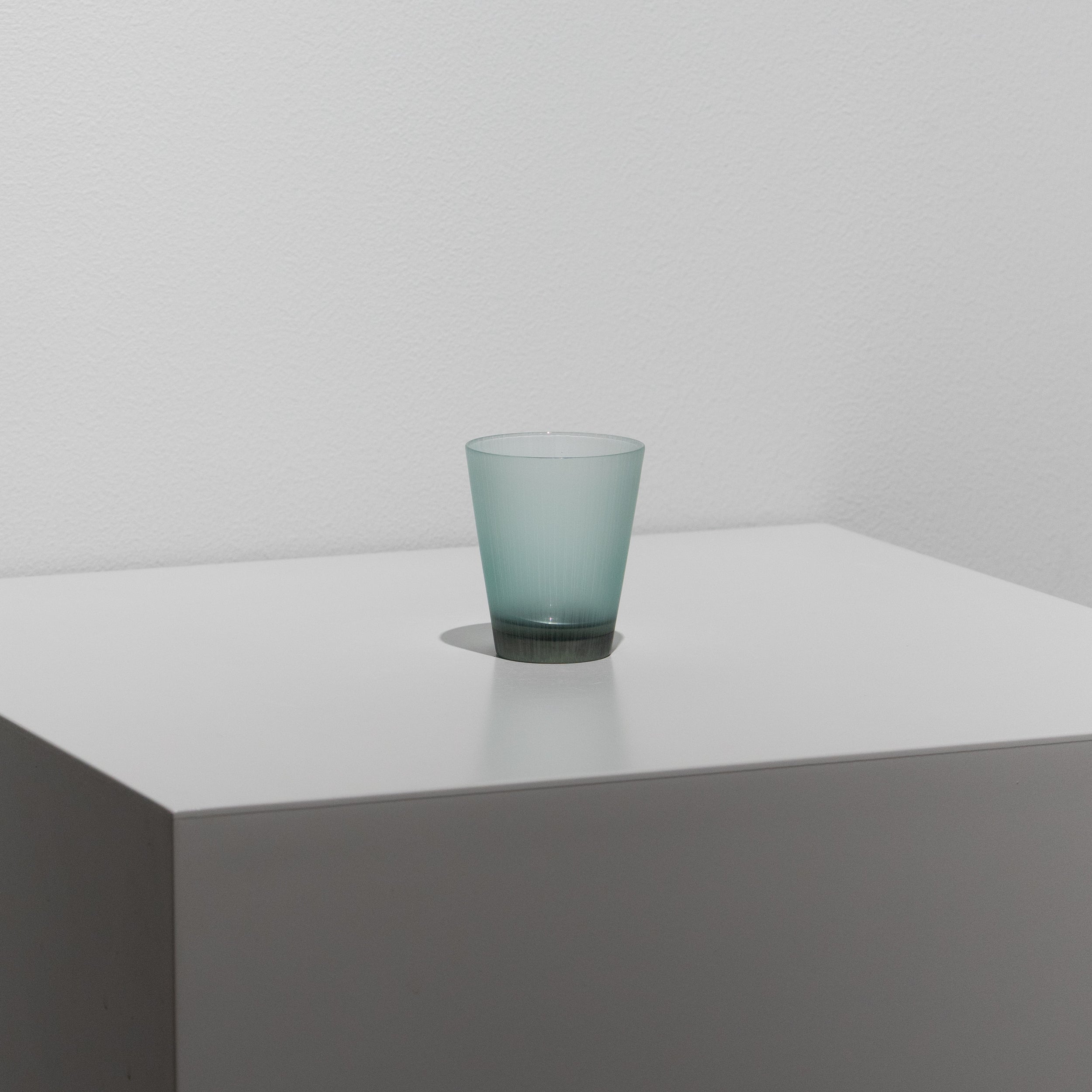 光井威善 / silence glass（bluegreen × gray） – HULS GALLERY TOKYO
