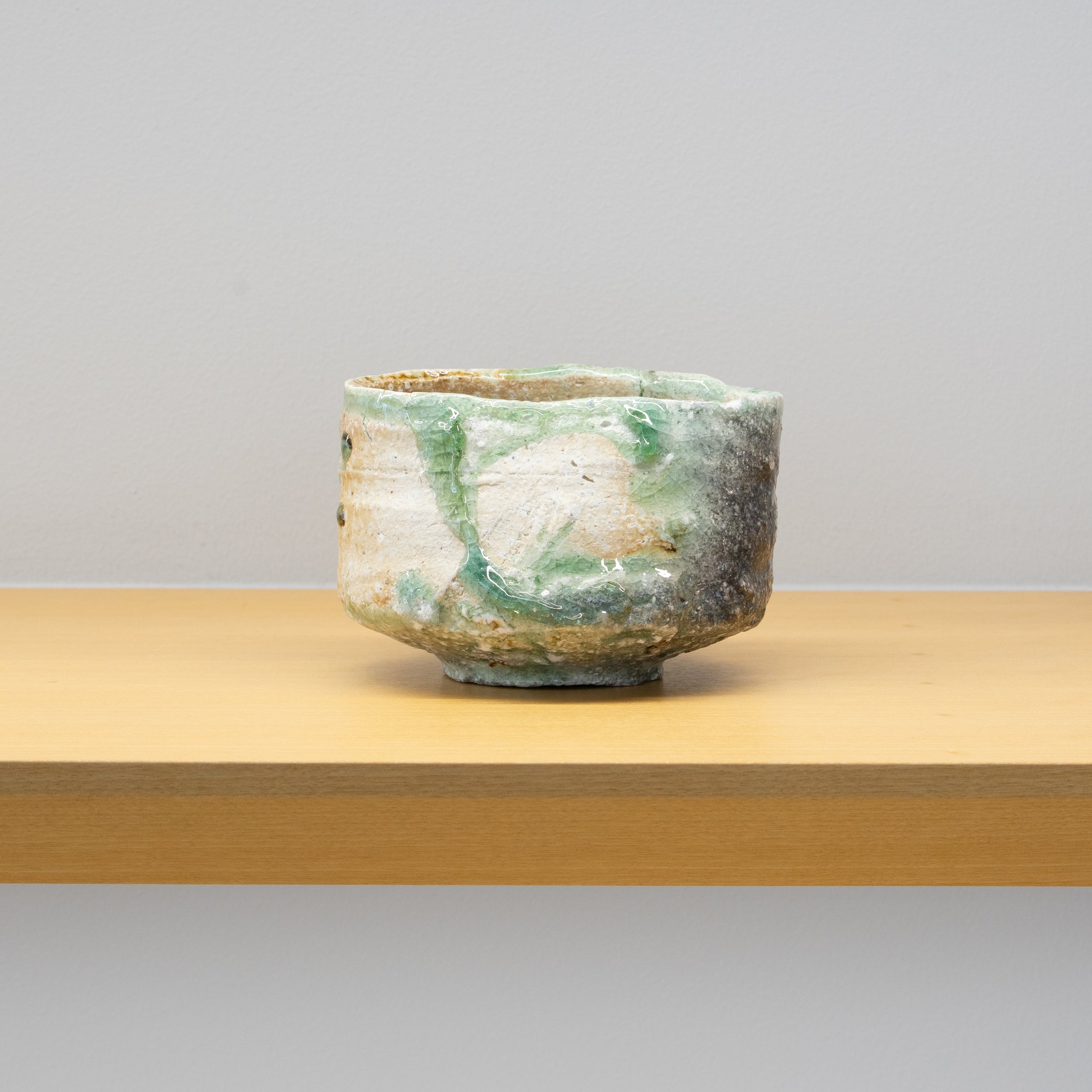 澤克典 / 信楽 引出茶碗（一点物） – HULS GALLERY TOKYO | 現代工芸