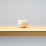 <tc>Hideki Yanashita / White Raku Sake Cup</tc>