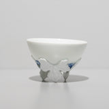 平戸菊蝶飾丸形杯(葉三方割)