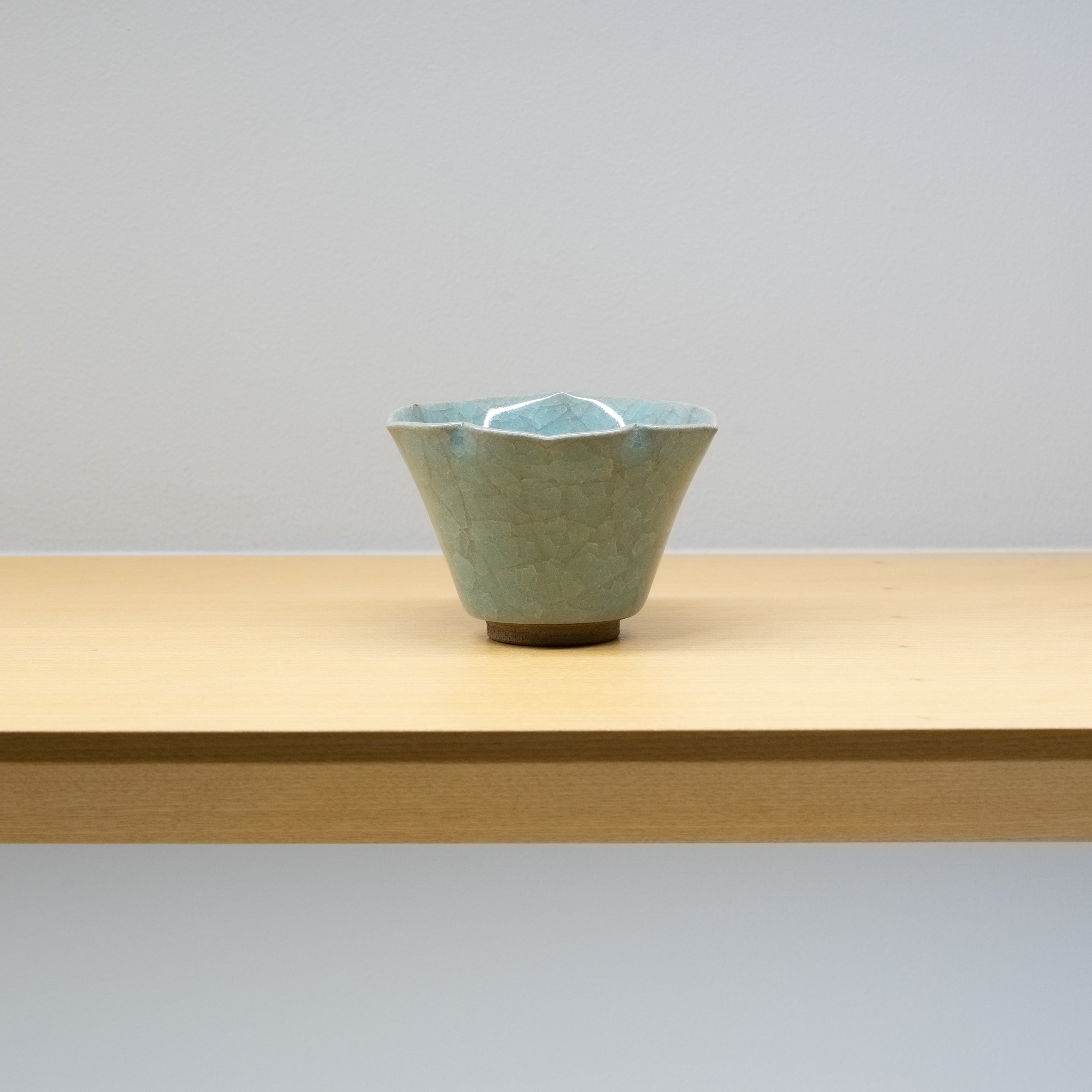 木村展之 / 青瓷輪花鉢 – HULS GALLERY TOKYO | 現代工芸ギャラリー