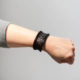 小倉智恵美 / バングル 菊(黒)