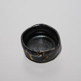 <tc>Yu Nishioka / Oribe Black Sake Cup (Gold Painting)</tc>