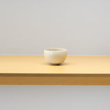<tc>Takeshi Imaizumi / White Sake Cup</tc>