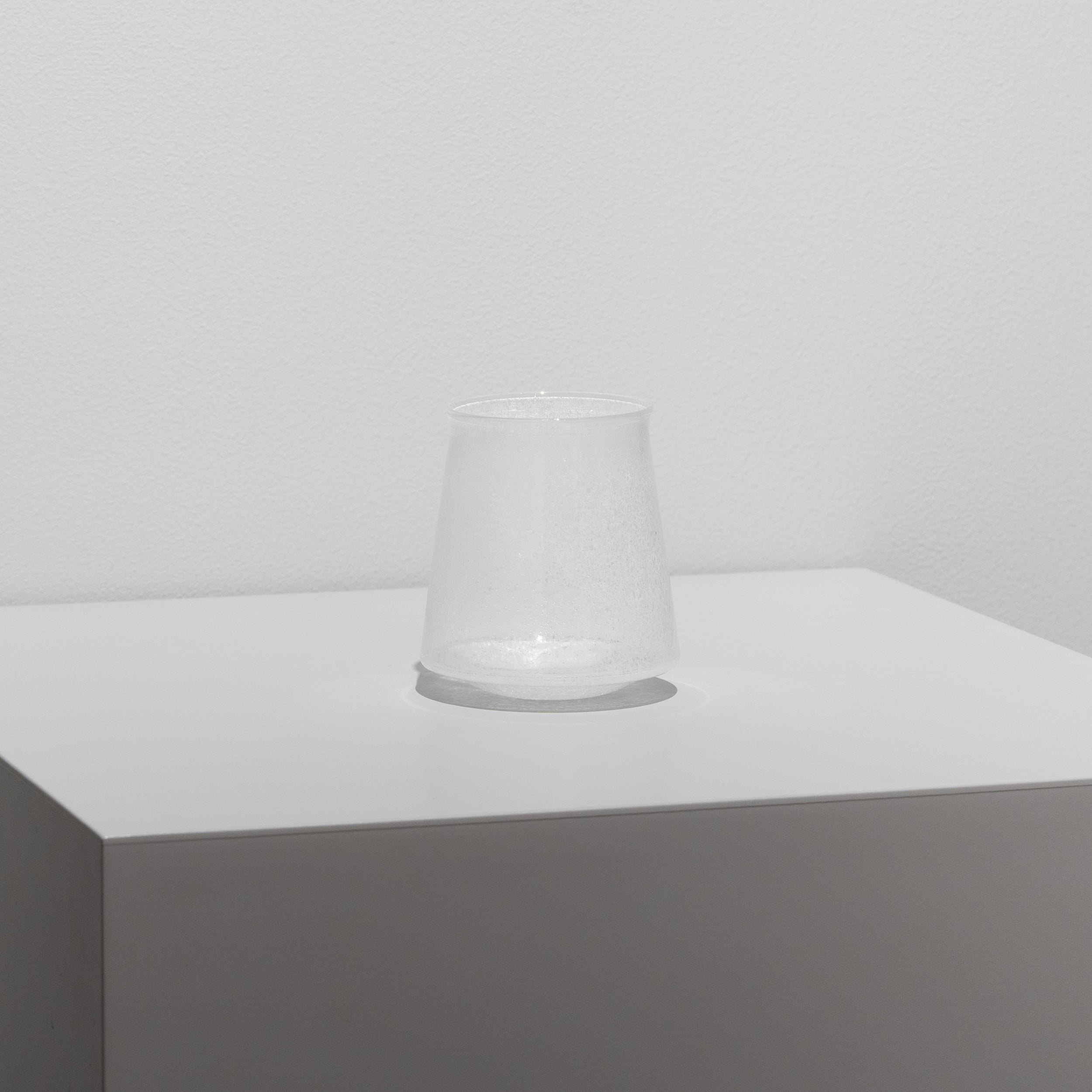 Glass – HULS GALLERY TOKYO | 現代工芸ギャラリー