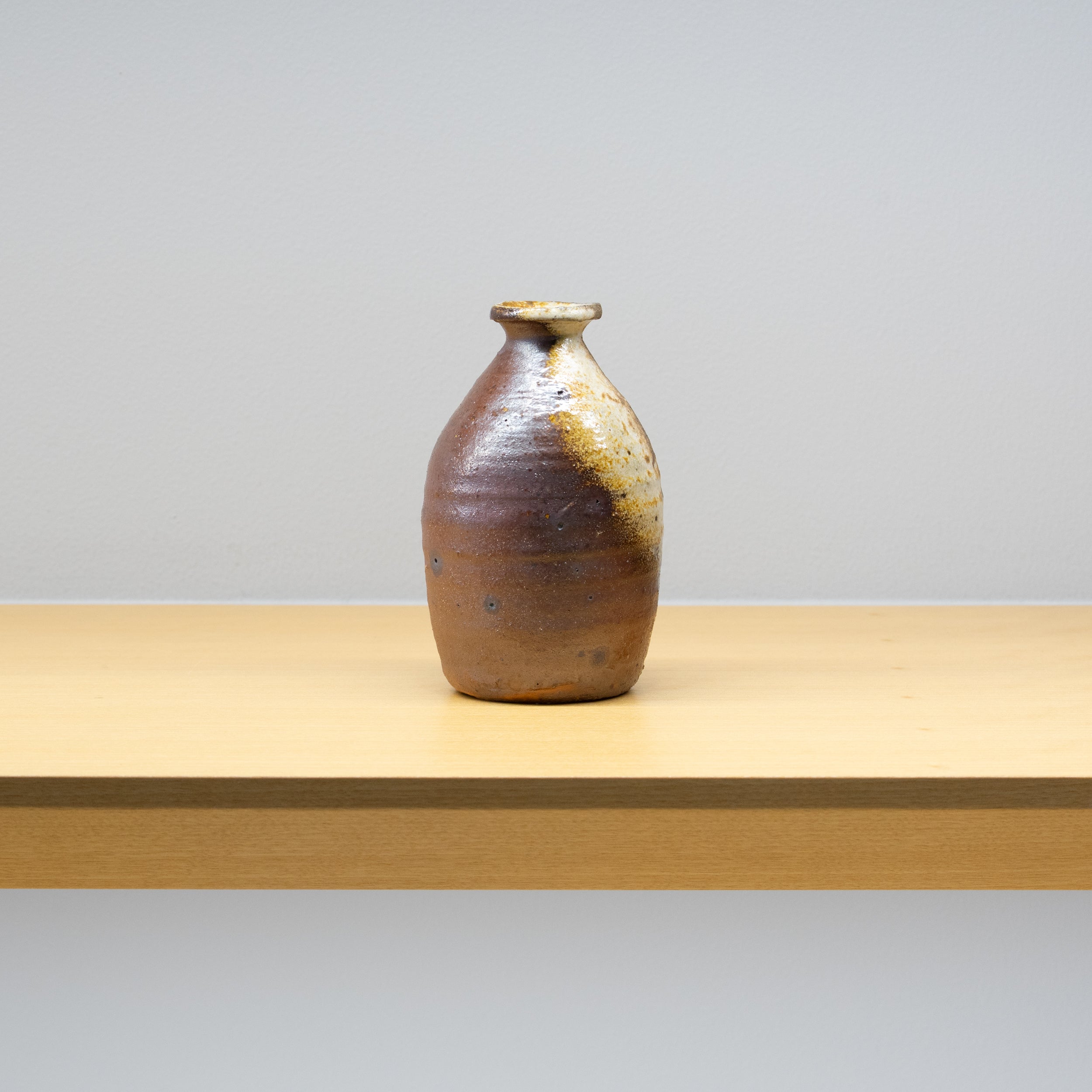 今西公彦 / 赤土部徳利（一点物） – HULS GALLERY TOKYO | 現代工芸