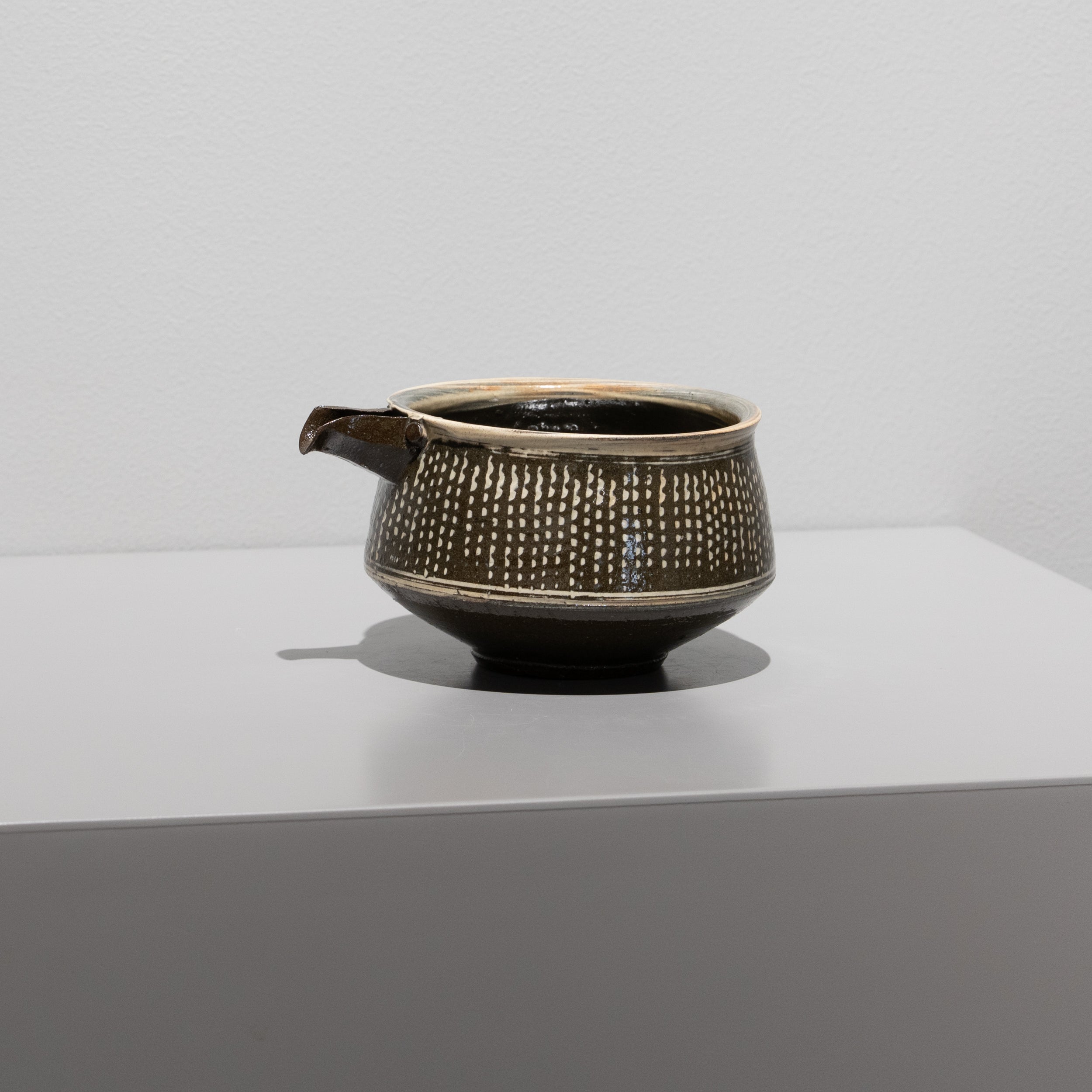 中里太亀　三島皿 2枚セット 中里太亀 / 三島片口（一点物） – HULS GALLERY TOKYO | 現代工芸