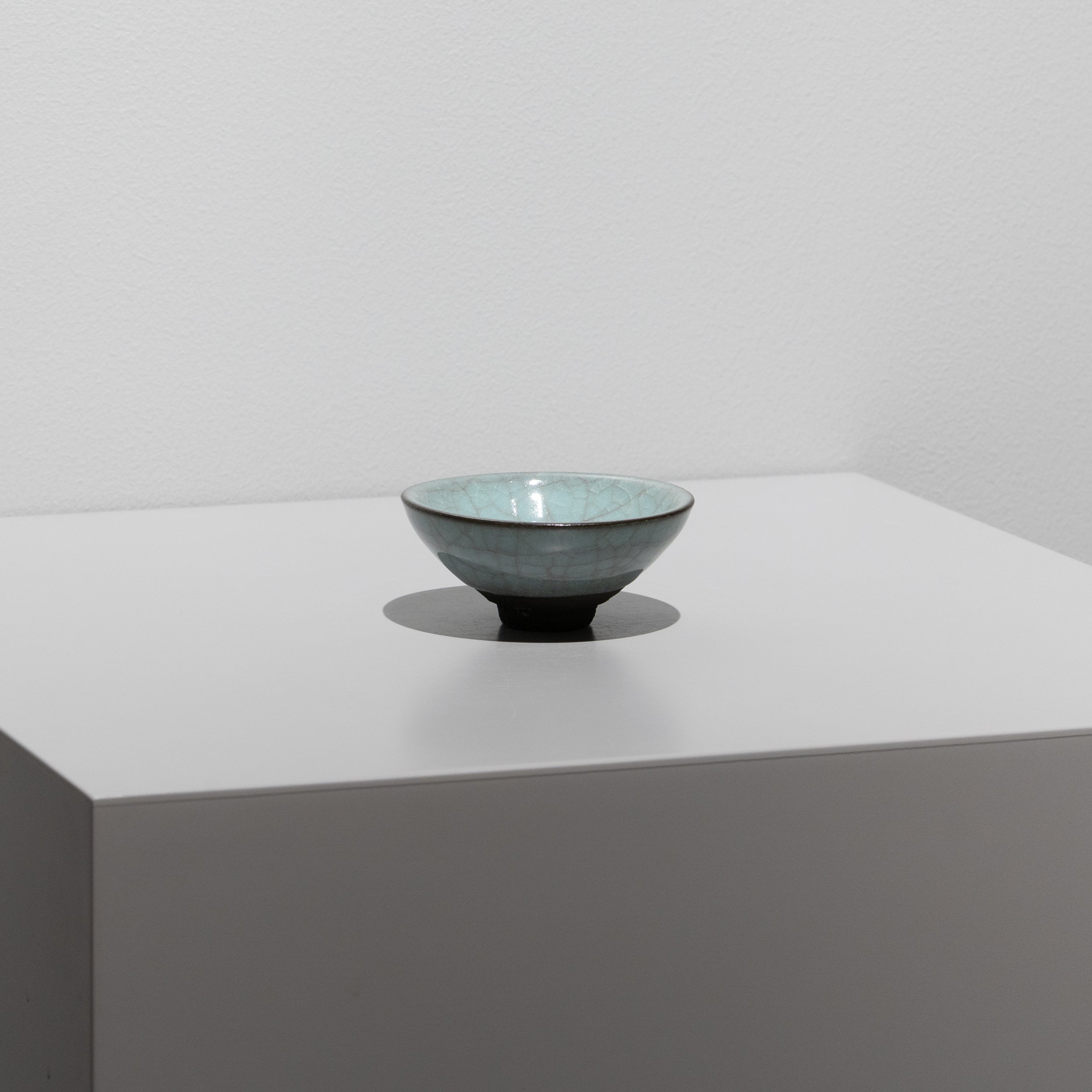木村展之 / 粉青瓷ぐい呑 B（一点物） – HULS GALLERY TOKYO | 現代