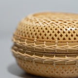 小倉智恵美 / 白竹花模様蓋物 - HULS Gallery Tokyo