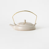 <tc>Seiji Ito / Flat Teapot Patterned with Fired Seaweeds (Gold Handle)</tc>