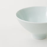泡青磁 丸高台飯碗 (大) - HULS GALLERY TOKYO | 現代工芸ギャラリー
