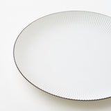 白磁ブラスト 鎬和皿(L)ふち錆あり