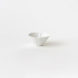 白瓷(初期伊万里釉)花型盃(大吟醸)