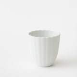 モイスト白磁 菊割湯呑