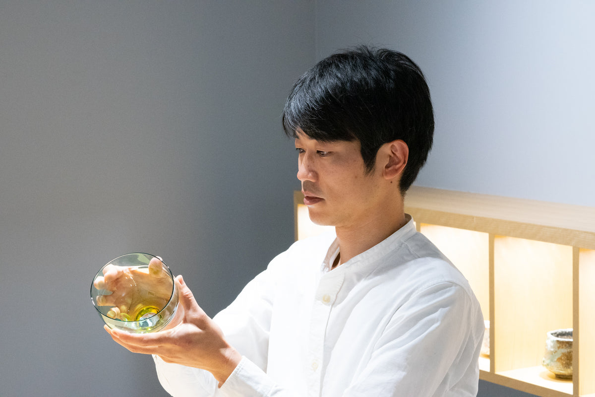 会津若松の漆芸家、冨樫孝男さんの黒拭漆広口椀 冨樫孝男｜漆器｜四分一 手付鉢｜作家もの和食器通販通販 IVORY