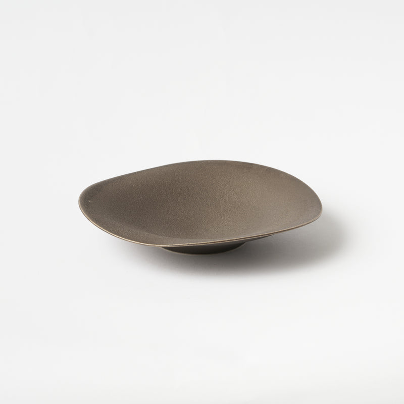 <tc>Masaaki Iwasa / Curved Plate 21cm (Black)</tc>