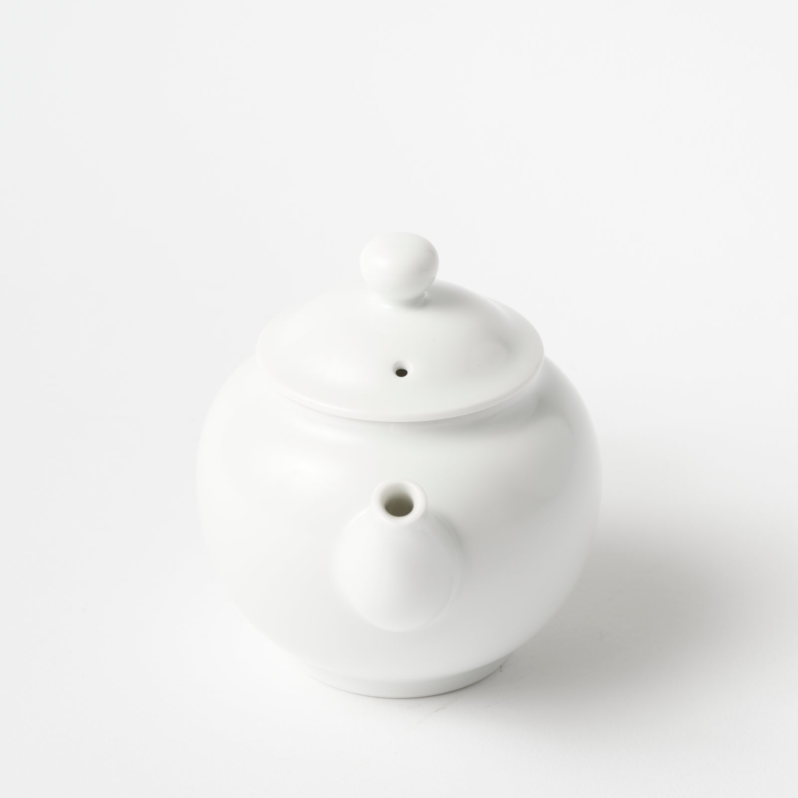 中村清吾 / 白磁急須 – HULS GALLERY TOKYO | 現代工芸ギャラリー