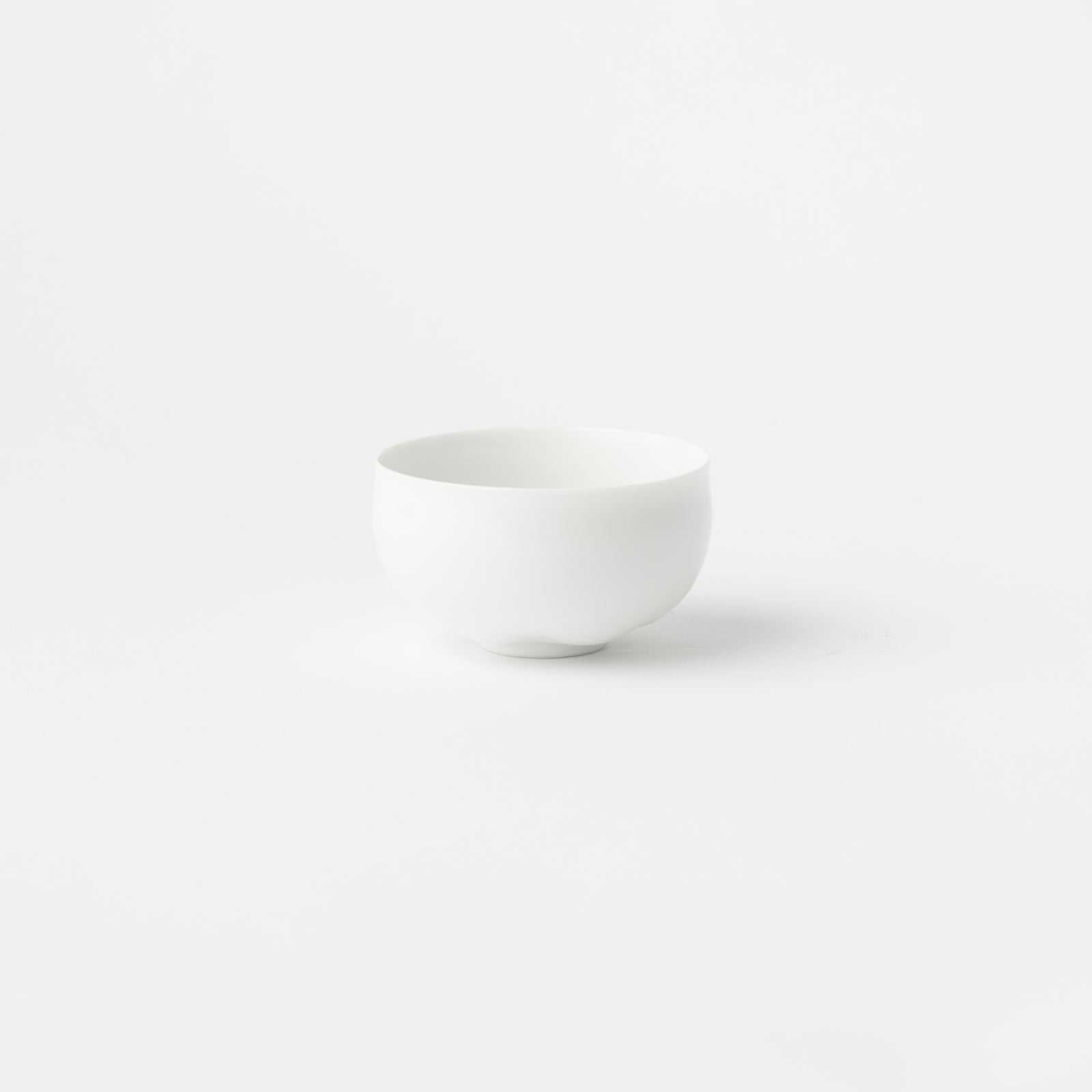 中村清吾 / 白磁煎茶碗（小） – HULS GALLERY TOKYO | 現代工芸ギャラリー