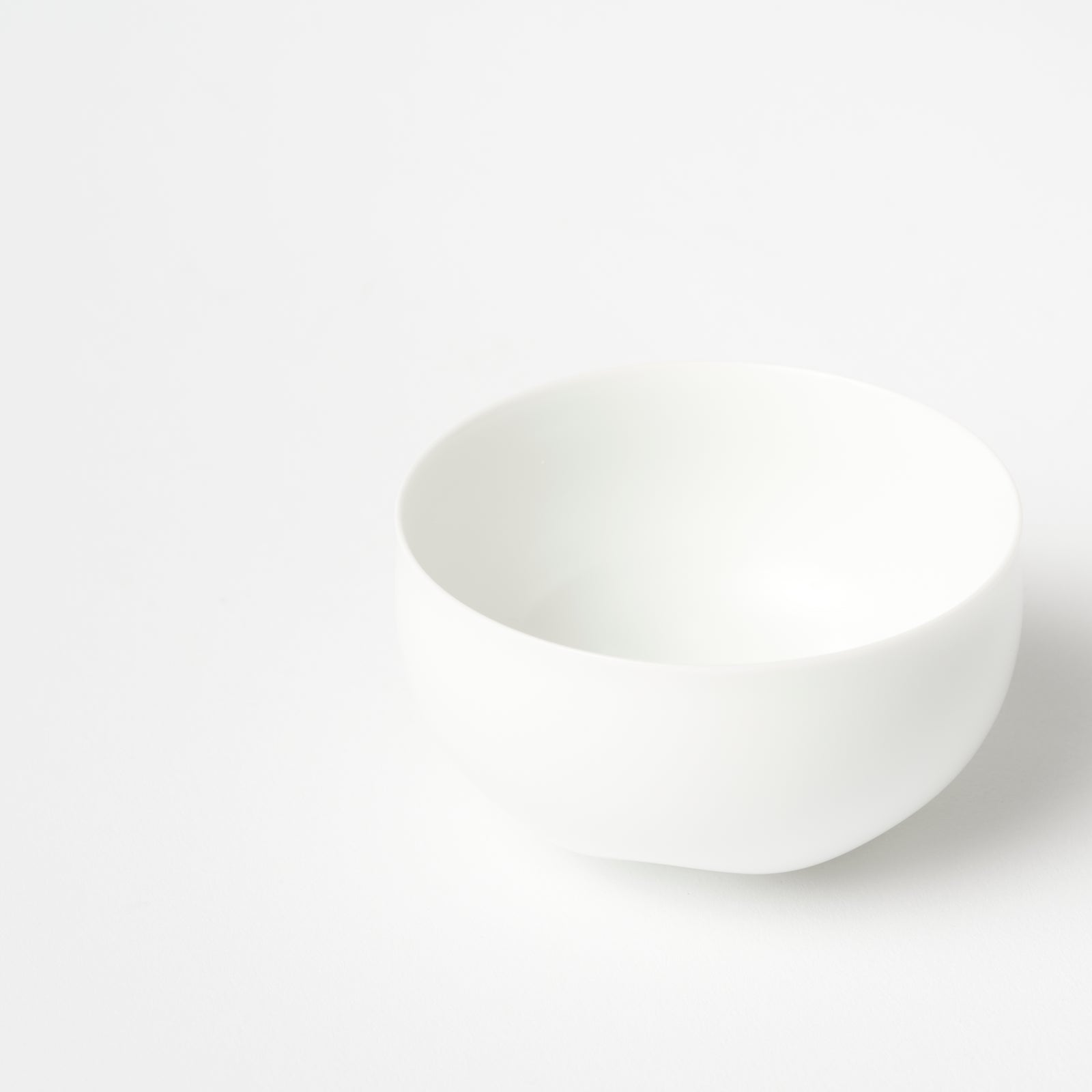 中村清吾 / 白磁煎茶碗（小） – HULS GALLERY TOKYO | 現代工芸ギャラリー