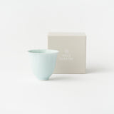 青磁 輪花茶杯