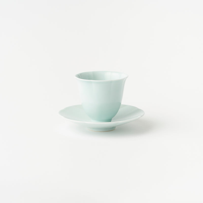 青磁 輪花茶杯 – HULS GALLERY TOKYO | 現代工芸ギャラリー
