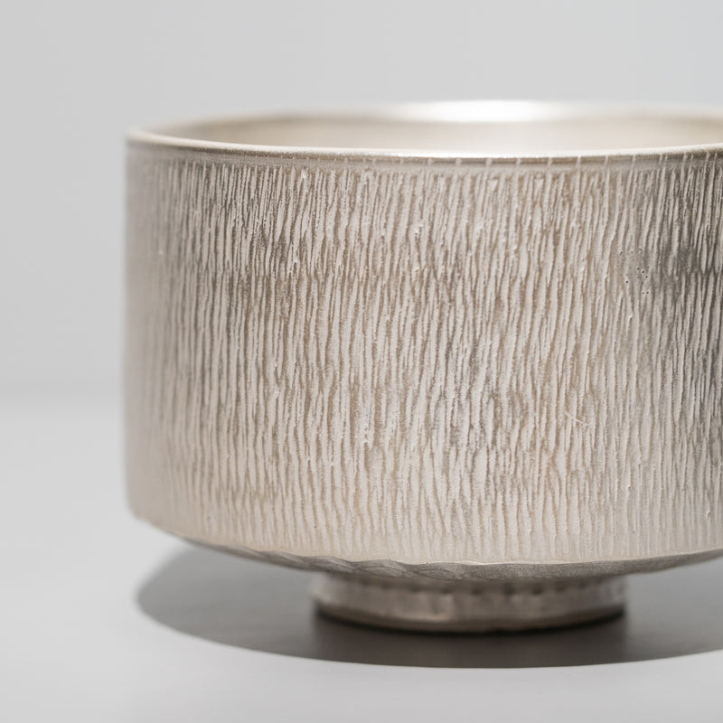 寺内信二 / 本銀彩飛び鉋 手作り抹茶碗（一点物） – HULS GALLERY