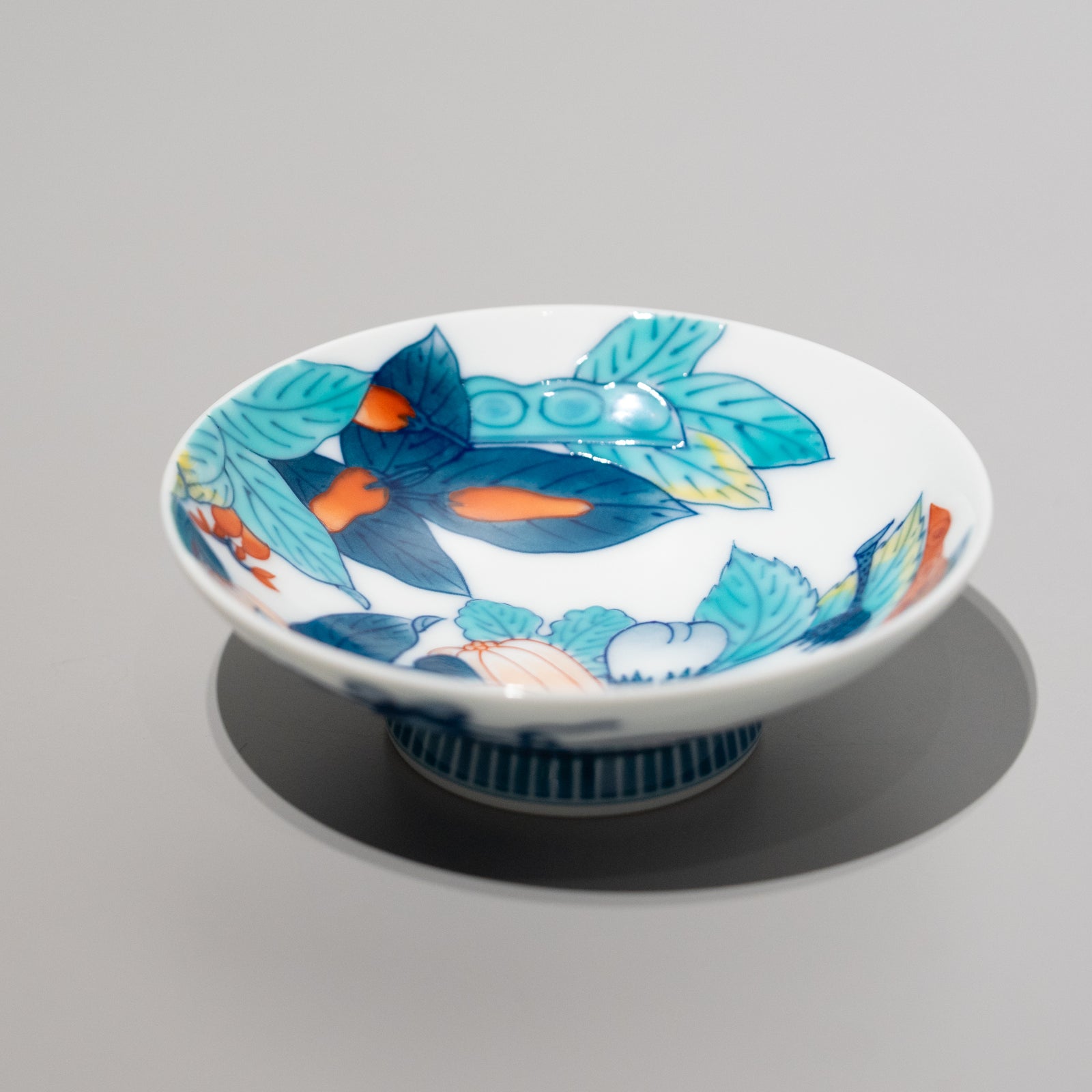 鍋島 野菜尽くし文 大盃 – HULS GALLERY TOKYO | 現代工芸ギャラリー