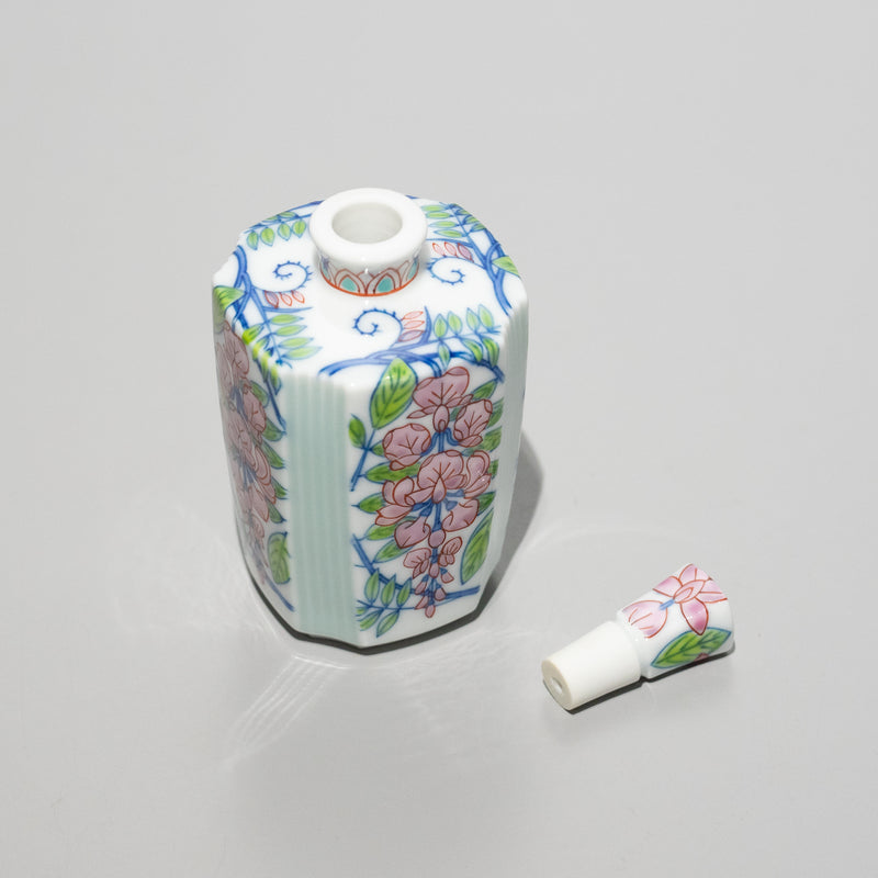青磁藤角香水瓶