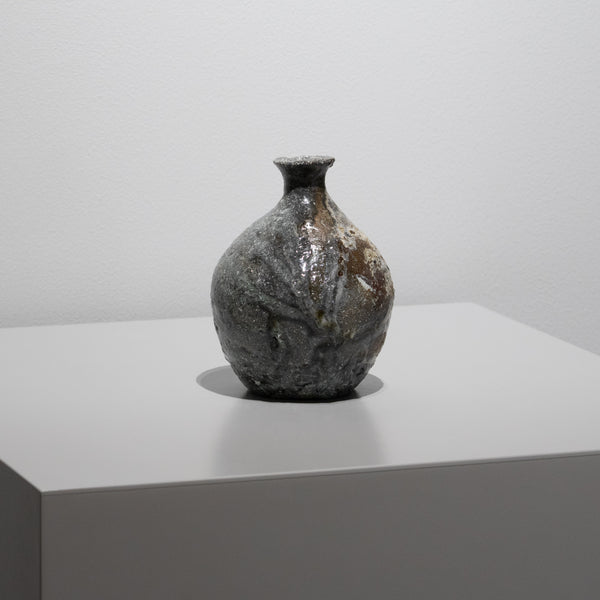 澤克典 / 信楽 徳利（一点物） – HULS GALLERY TOKYO | 現代工芸