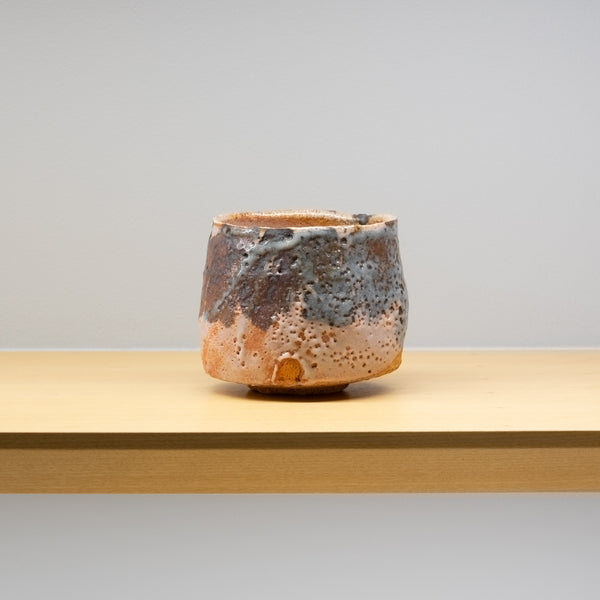 <tc>Kai Tsujimura / Shino Tea Bowl</tc>