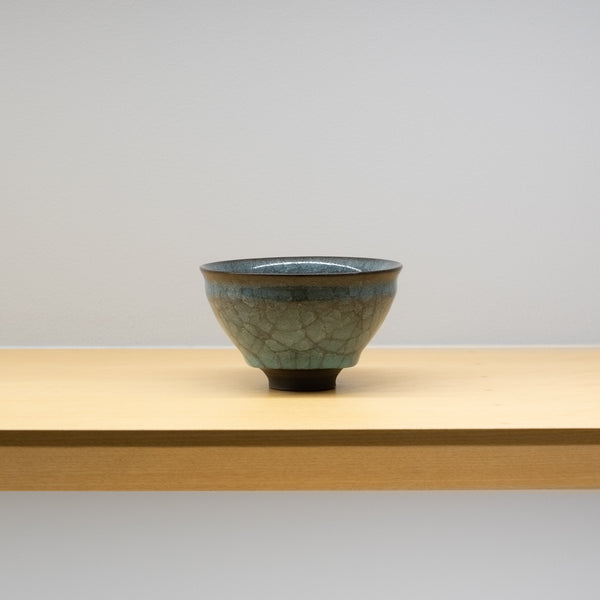 <tc>Takeshi Imaizumi / Jade Blue Celadon Tea Bowl</tc>