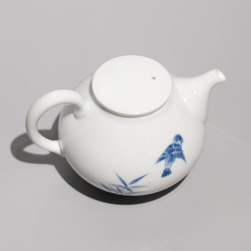 李荘窯 / 染付竹雀紋 ミニポット – HULS GALLERY TOKYO | 現代工芸