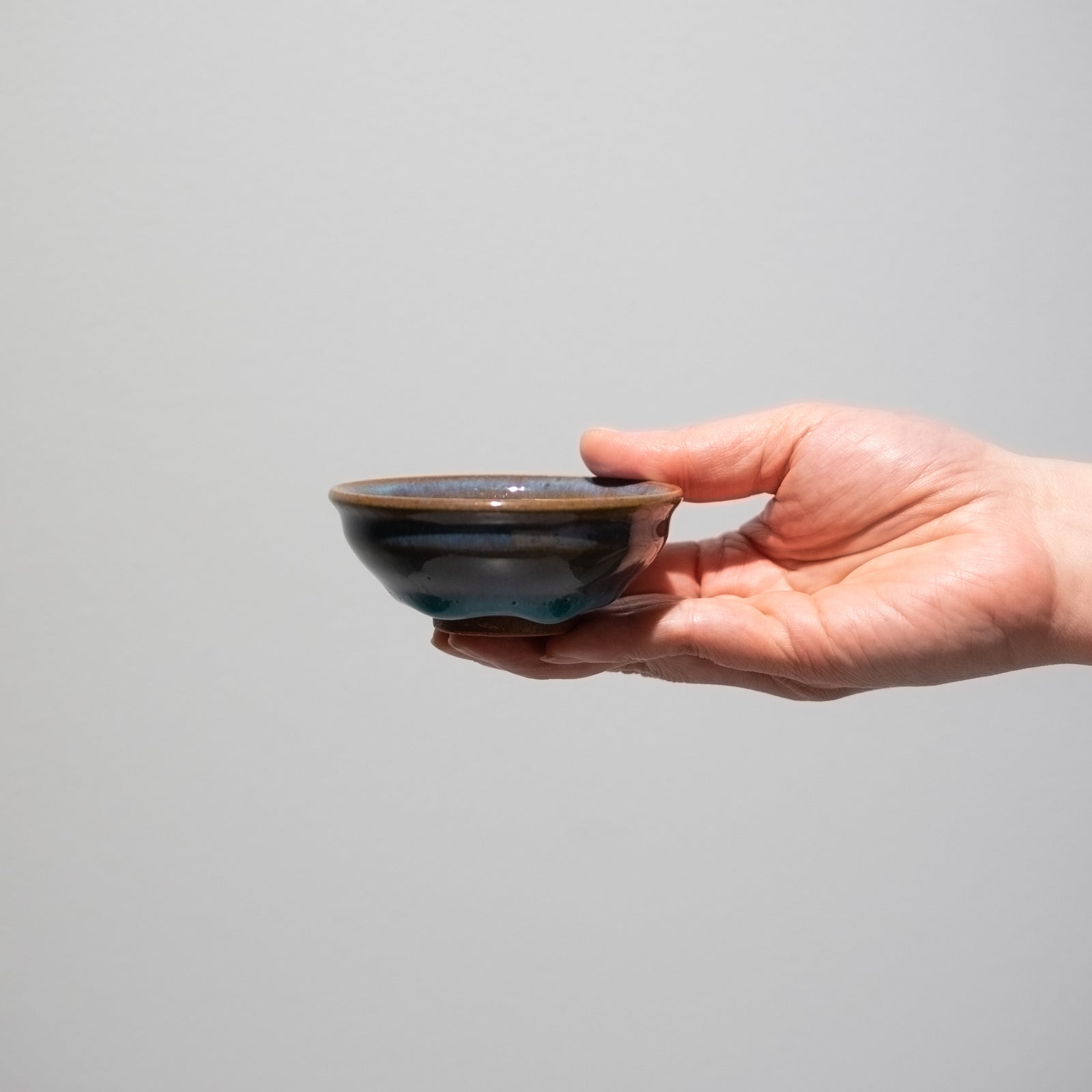 宗像利訓 / 翠彩天目盃（一点物） – HULS GALLERY TOKYO | 現代工芸