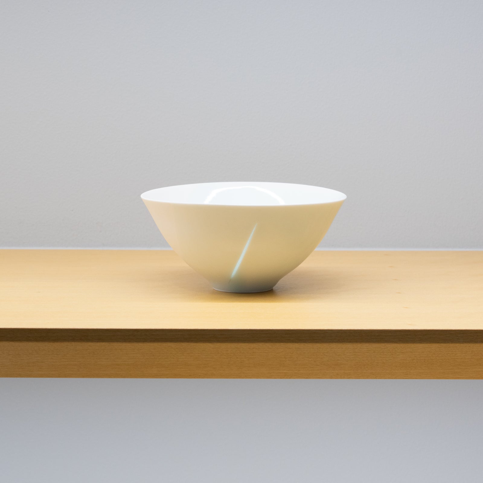 【美品】樽田裕史 光ノ渦 抹茶碗 平茶碗 夏茶碗 樽田裕史 / 一線ノ光 抹茶碗（一点物） – HULS GALLERY TOKYO | 現代