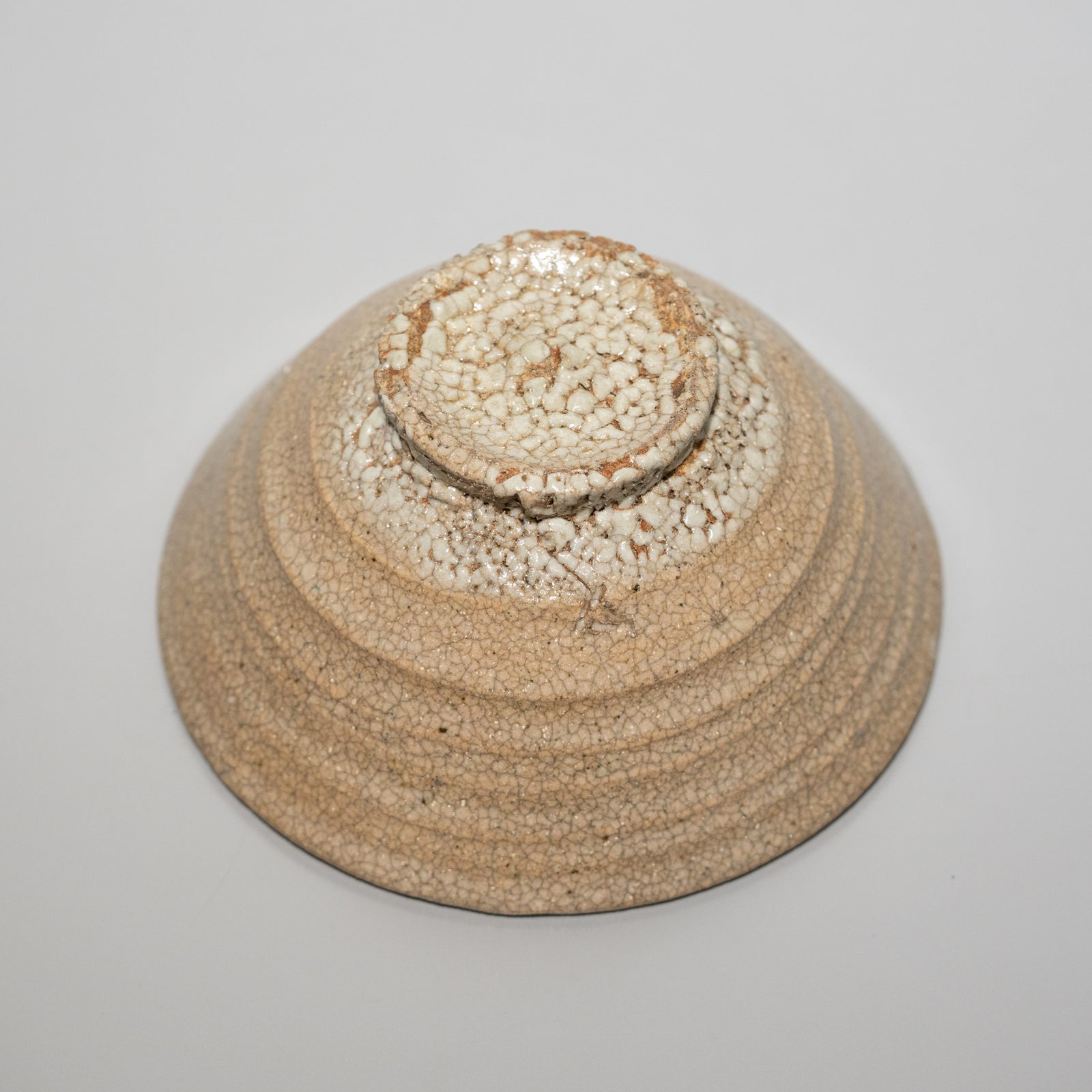 柳下 季器 井戸 片口 茶碗 柳下季器 / 小井戸茶盌（一点物） – HULS GALLERY TOKYO | 現代工芸