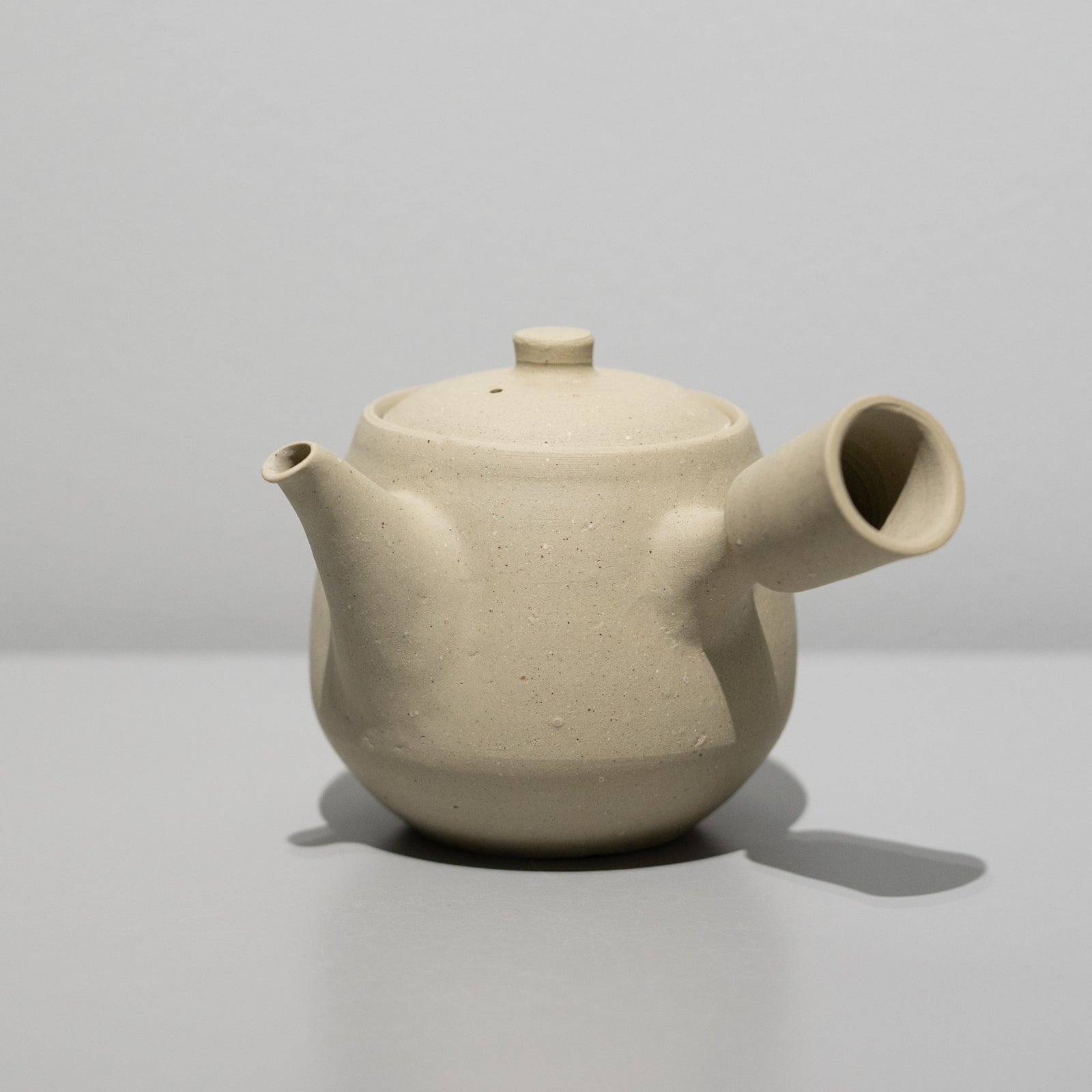 白花茶壺　森本 仁 Hitoshi Morimoto / Shirahana Tea Pot – HULS GALLERY TOKYO | 現代