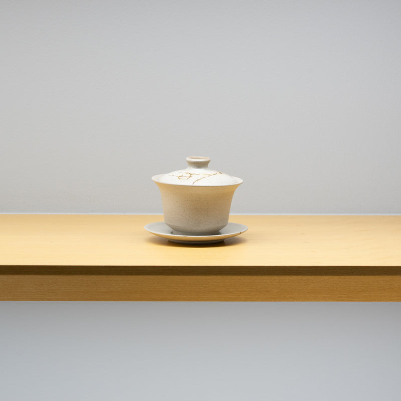 <tc>Seiji Ito / Gaiwan&nbsp;Patterned with Fired Seaweeds</tc>