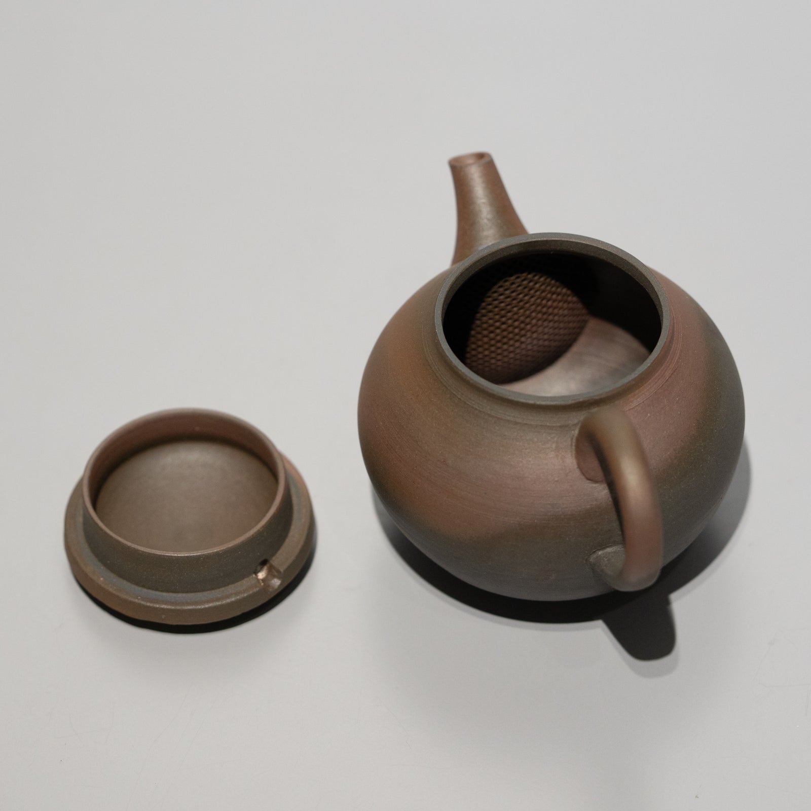 伊藤成二 / 麻乃葉蓋 茶壺 – HULS GALLERY TOKYO | 現代工芸