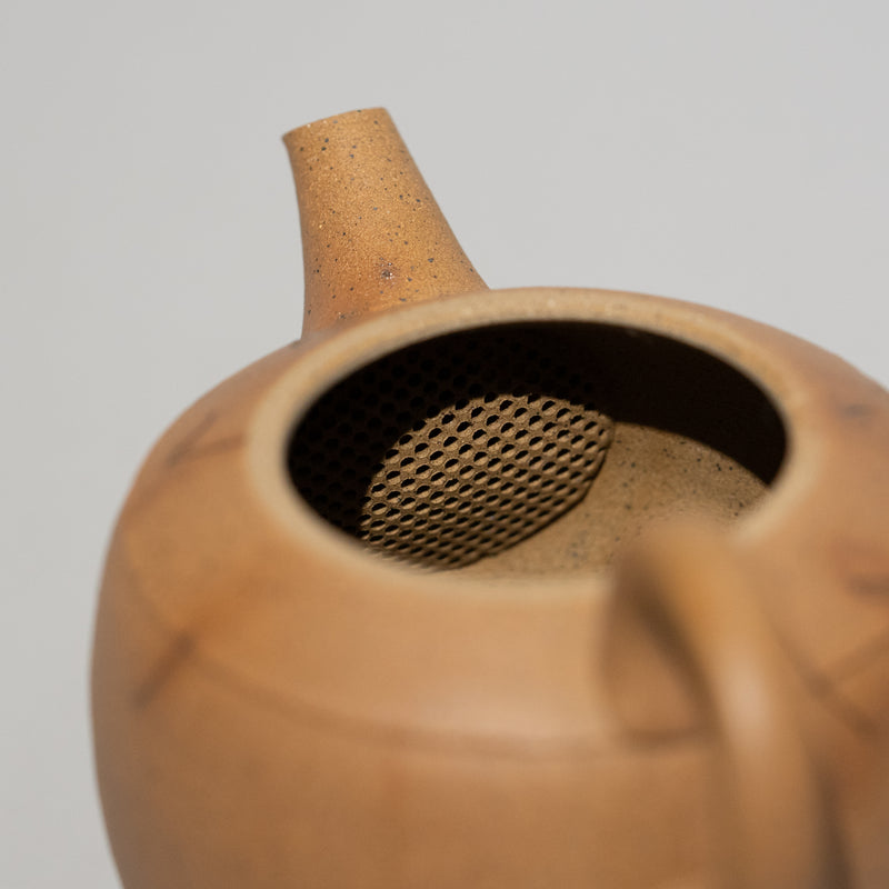 伊藤成二 / 長台型 茶壺