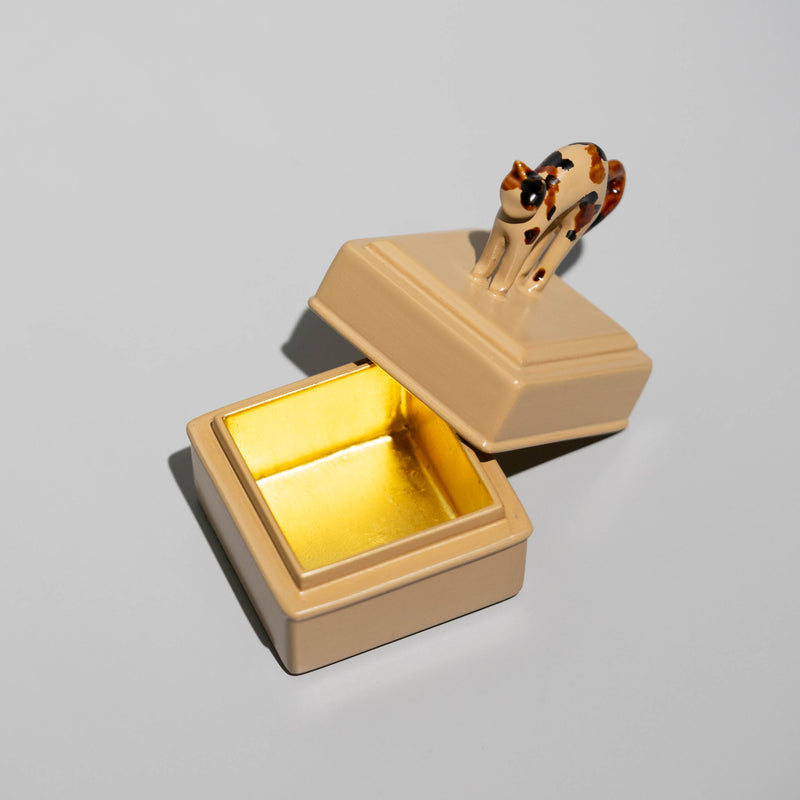 <tc>Takao Togashi / Calico-cat Small Box</tc>