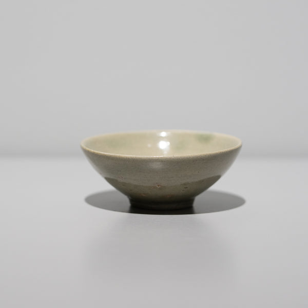 <tc>Hiroyumi Suzuki / Celadon Sake Cup</tc>